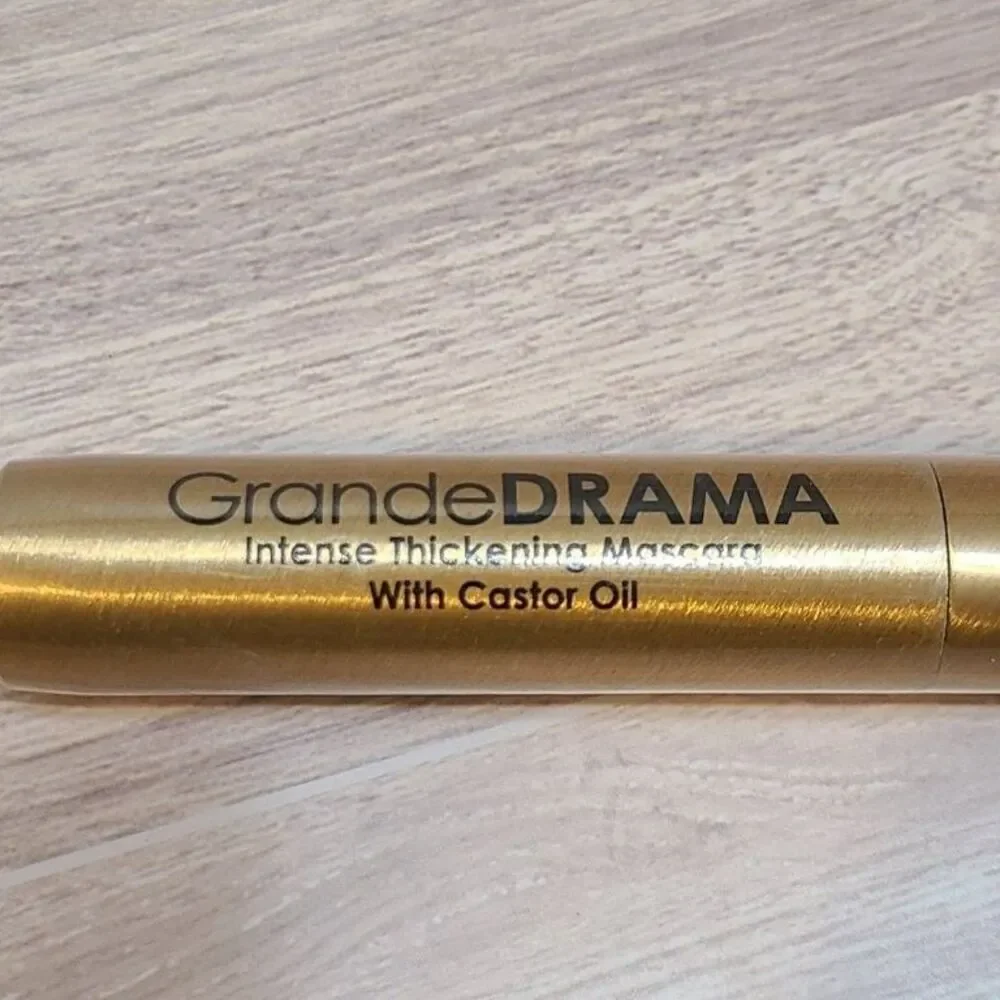 Grande DRAMA Intense Thickening Mascara Castor Oil Black Sealed Volumizing .32oz